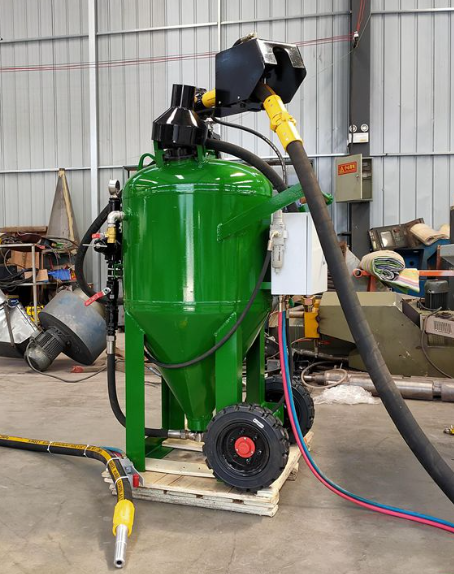 临高移动式喷砂机 户外施工效率翻倍